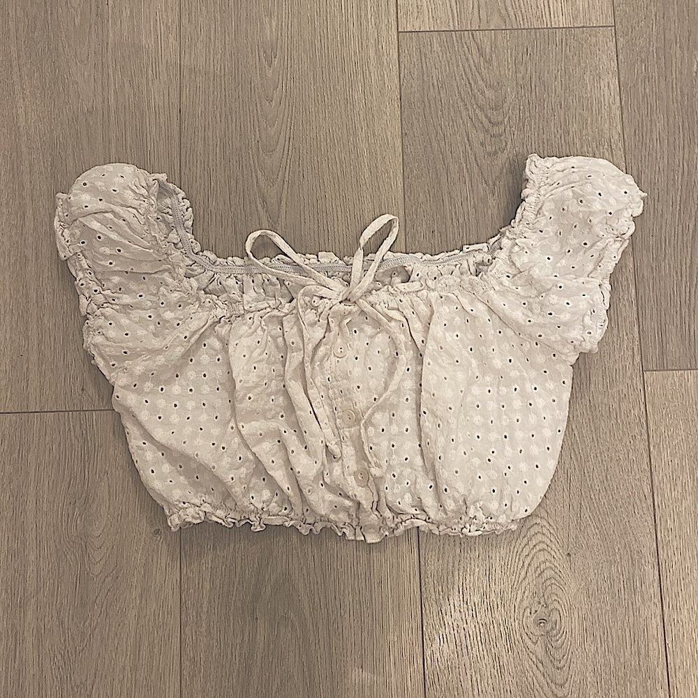 White crop top